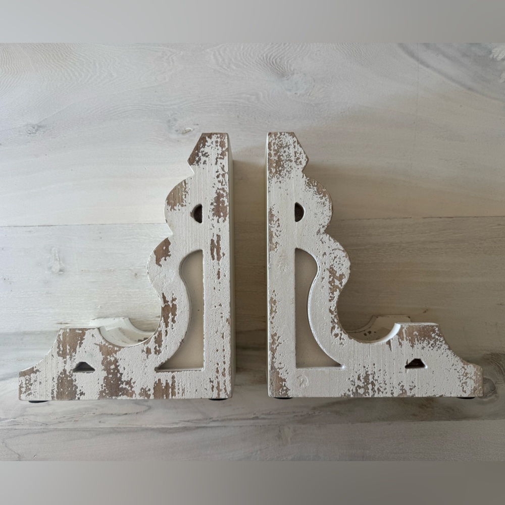 Magnolia Home Corbel Bookends